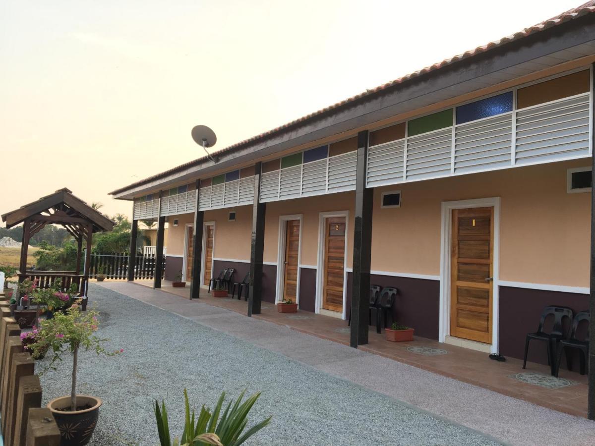 D’ Village Cottage Pantai Cenang  Exteriör bild