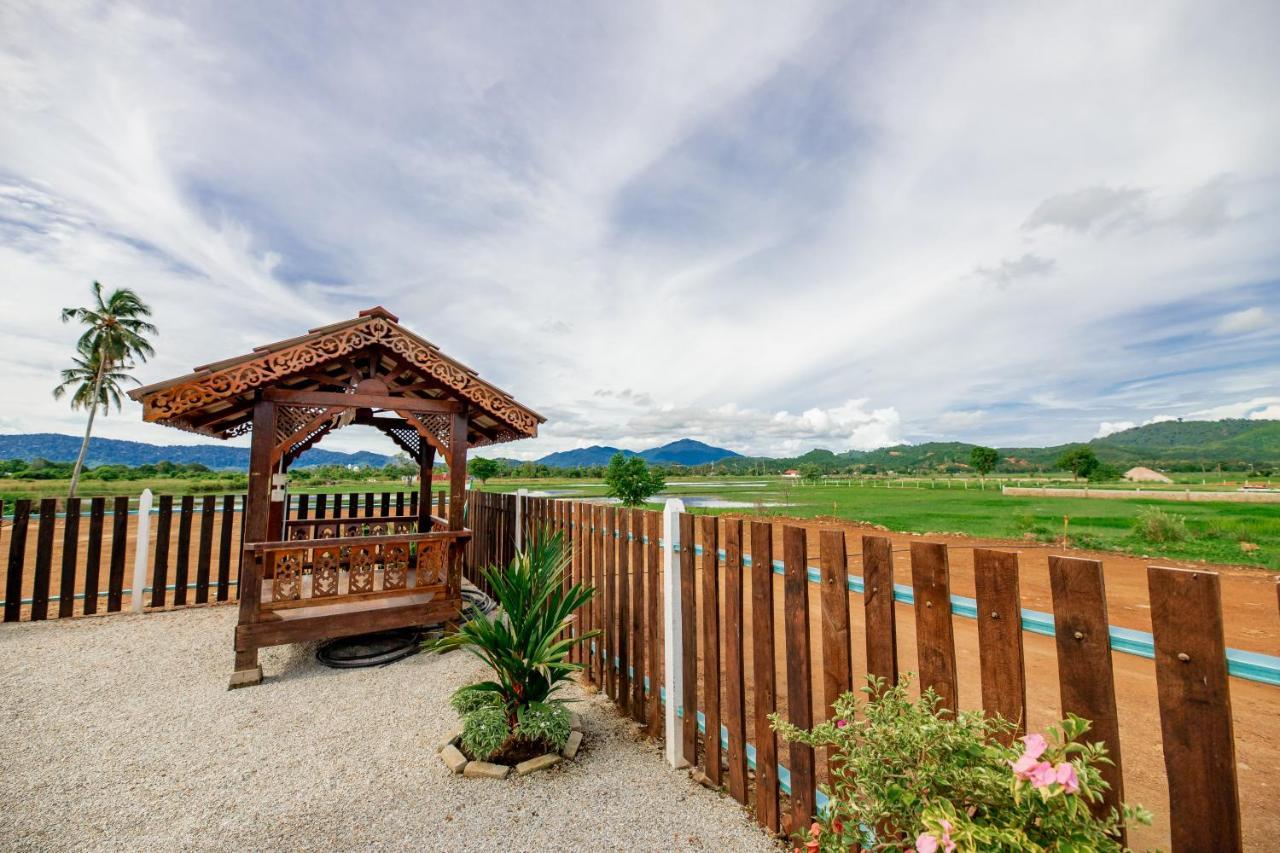 D’ Village Cottage Pantai Cenang  Exteriör bild