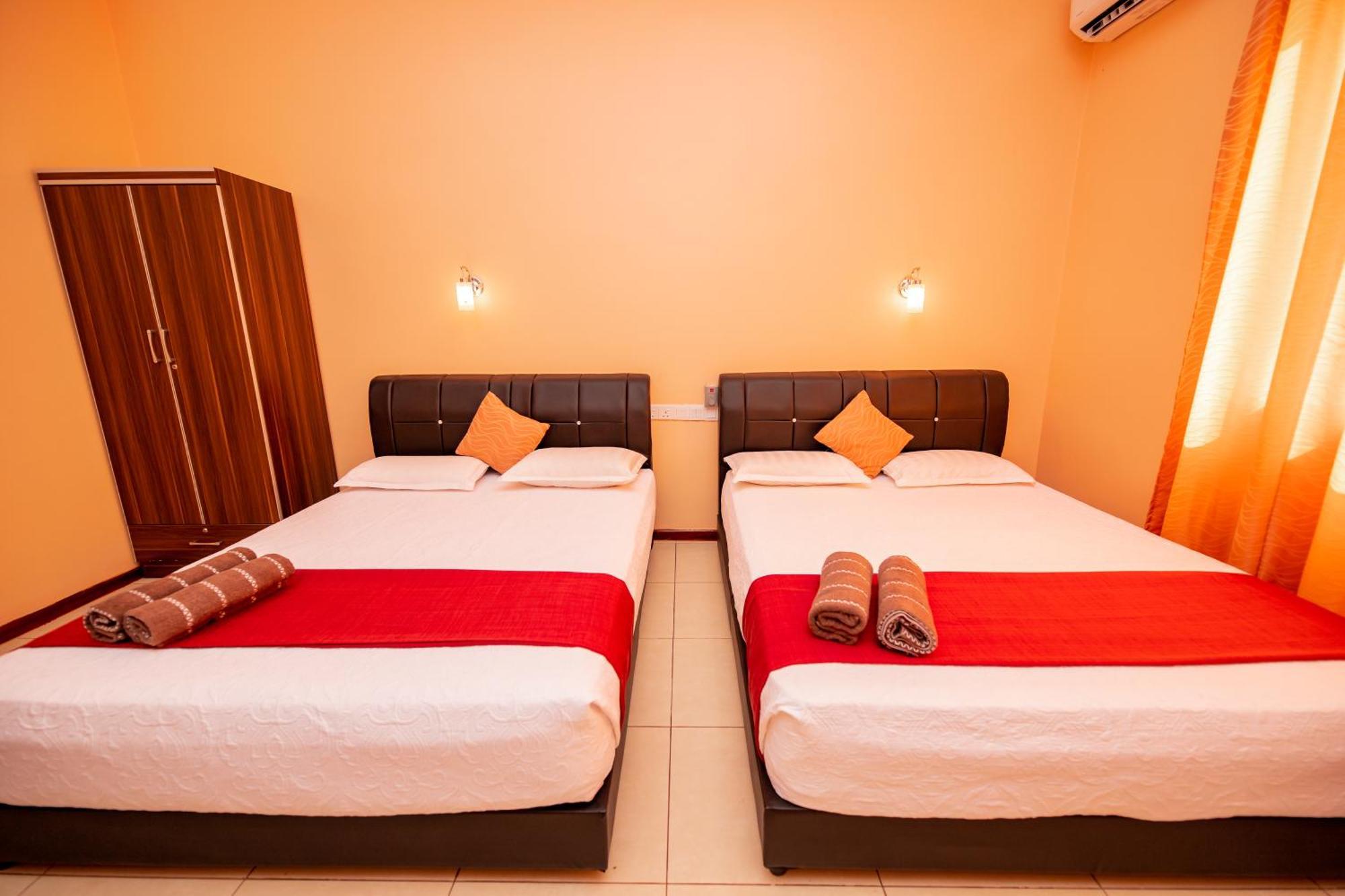 D’ Village Cottage Pantai Cenang  Rum bild